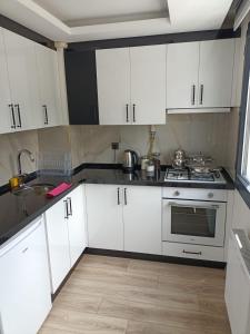 Afbeelding uit fotogalerij van White Pearl Residance in Trabzon