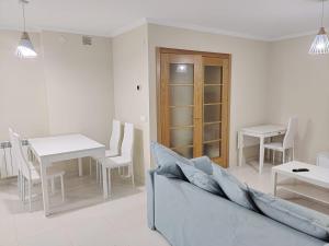 a living room with a couch and a table at R2R - Casa de Eva - C20A01 in Unquera
