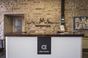 Certificado, premio, señal o documento que está expuesto en Hotel Alda Avenida