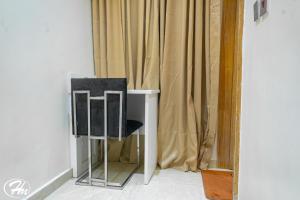 Fotografie z fotogalerie ubytování Hadmof Hotel and Suites v destinaci Ikeja