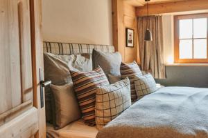 Postel nebo postele na pokoji v ubytování Premium B&B Chalet Evi