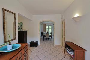 Fotografie z fotogalerie ubytování Villa climatisée de 195 m2 avec piscine privée v destinaci Vallauris + 16 fotografií