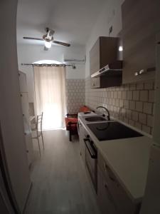 Kuchyň nebo kuchyňský kout v ubytování AS House