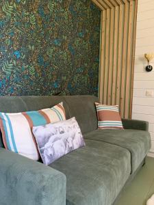 Posezení v ubytování La Suite Unique - Le jardin sur les Pyrénées- vue panoramique montagne -jardin clôturé privé de 100m2-Parking-Linge de lit et serviettes compris-