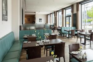Posezení v ubytování IntercityHotel Dresden