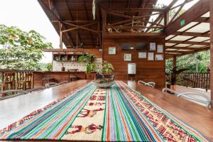 Bazén v ubytování Tominejo Ecolodge - Casas en los árboles nebo v jeho okolí