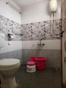 Koupelna v ubytování Sri Sai homestay