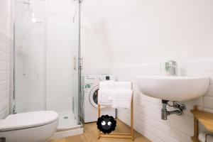 Koupelna v ubytování Flat Il Torrazzo XIII Secolo