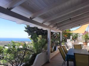 Photo de la galerie de l'établissement Crête , Côte sud , belle vue mer, à Frangokastello