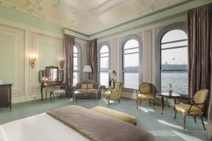 A seating area at Bosphorus Palace Hotel