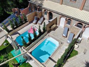 Bazén v ubytování Doliva Studio Erietta private pool nebo v jeho okolí