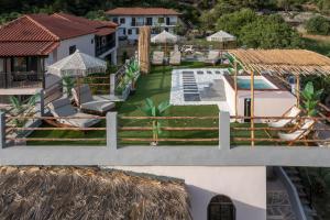Zahrada ubytování Kynthia Hotel - Adults Only + 37 fotografií
