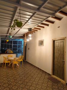 Fotografie z fotogalerie ubytování Sri Sai homestay v destinaci Hampi + 1 fotografie