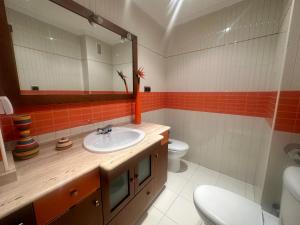 Kúpeľňa v ubytovaní Homely Apartments Centro + 37 fotografií
