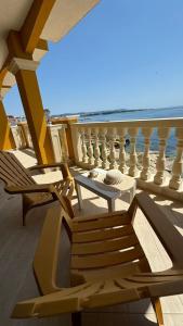 Naturlandskabet i nærheden af lejlighedshotellet