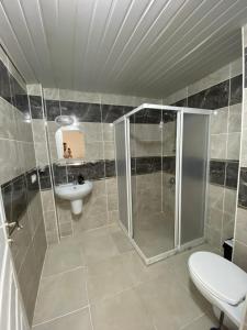 Ένα μπάνιο στο 3 katlı tripleks Villa