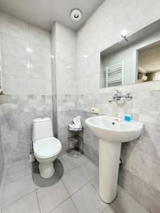 Koupelna v ubytování Tbilisi Center Hotel