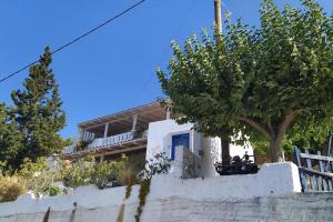 Photo de la galerie de l'établissement Crête , Côte sud , belle vue mer, à Frangokastello 37 autres photos