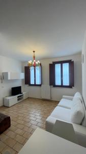 Ruang duduk di Casa della Valle 2