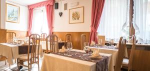 Restaurace v ubytování Hotel Irma