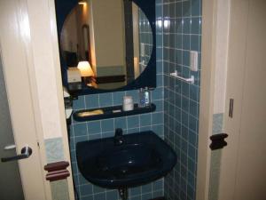 Gallery image of Nishikawaguchi Station Hotel - Vacation STAY 98574v in Kawaguchi +24 photos