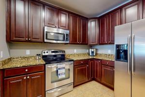 Dapur atau dapur kecil di Sunset Island - 35 Fountain 4D