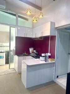 Cucina o angolo cottura di Furnished Modern Unit Great Location Labasa Jumanzuls Abode