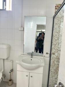 Koupelna v ubytování Cosy Furnished Unit Great Spot Labasa Jumanzuls Abode