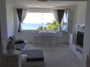 Kuchyň nebo kuchyňský kout v ubytování Apartments by the sea Kampor, Rab - 5059
