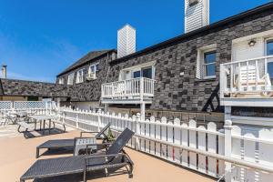 Balkón nebo terasa v ubytování Snyders Shoreline Inn
