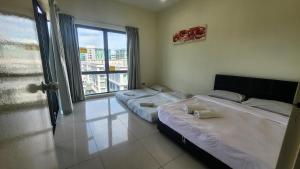 Imago The Loft 7 to 10 pax 2 bathroom 2 to 3 bedroom - LSS HomeStay ...