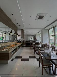 Restaurace v ubytování Suíte Privativa Via Premiere - Barra Olímpica, Rio Centro, Rock in Rio, Carnaval