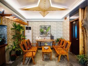 Posezení v ubytování ARC Homes Hotel Panglao powered by Cocotel