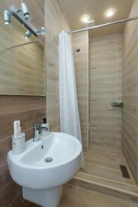 Koupelna v ubytování Syune Mini Hotel