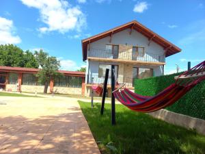 Billede fra billedgalleriet på Къща за гости Багренци i Bagrentsi + 25 billeder