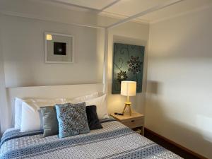 Vuode tai vuoteita majoituspaikassa Lazy Sails Port - Pets welcome inside WiFi