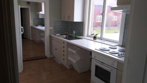Kuchyň nebo kuchyňský kout v ubytování Hostel Räntmästaregården + 17 fotografií