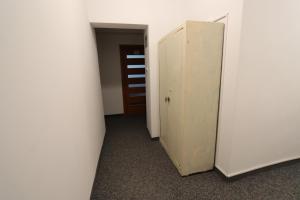 Zdjęcie z galerii obiektu Fantastic Waw - J7 Room A w Warszawie