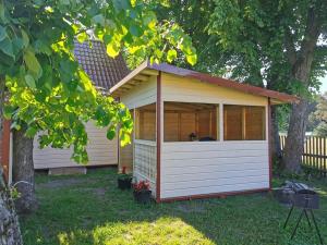 Imagen de la galería de Sodyba pas Babą - namas KLASIKA, en Palanga