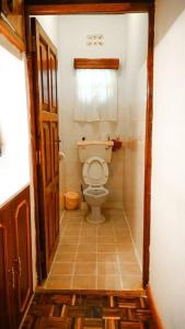 Koupelna v ubytování Kusini House & Campsite KItale + 37 fotografií