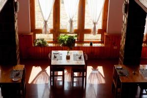 Posezení v ubytování Hotel Ugyenling + 4 fotografie