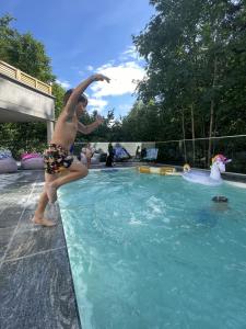 Sundlaugin á Hotel Obermayr eða í nágrenninu