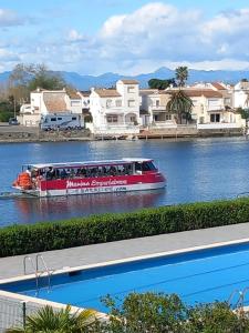 Gallery image of Magnifique Vue in Empuriabrava