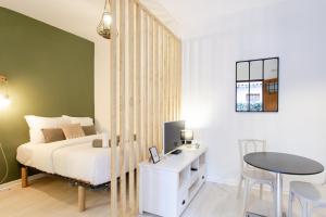 Posteľ alebo postele v izbe v ubytovaní Jolie studio - Proche Promenade des anglais