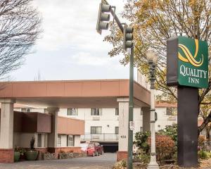 Certifikát, hodnocení, plakát nebo jiný dokument vystavený v ubytování Quality Inn Downtown Convention Center