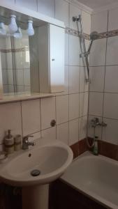 Koupelna v ubytování House Vladimiros