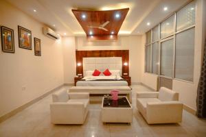 A seating area at Taraji Resort