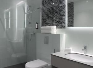 Bilik mandi di Tvrdjava Rooms - Novi Sad