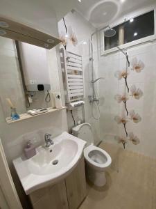 Kúpeľňa v ubytovaní Charmant appartement au cœur de Tarascon