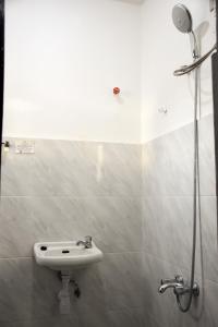 Koupelna v ubytování Bethany Suites